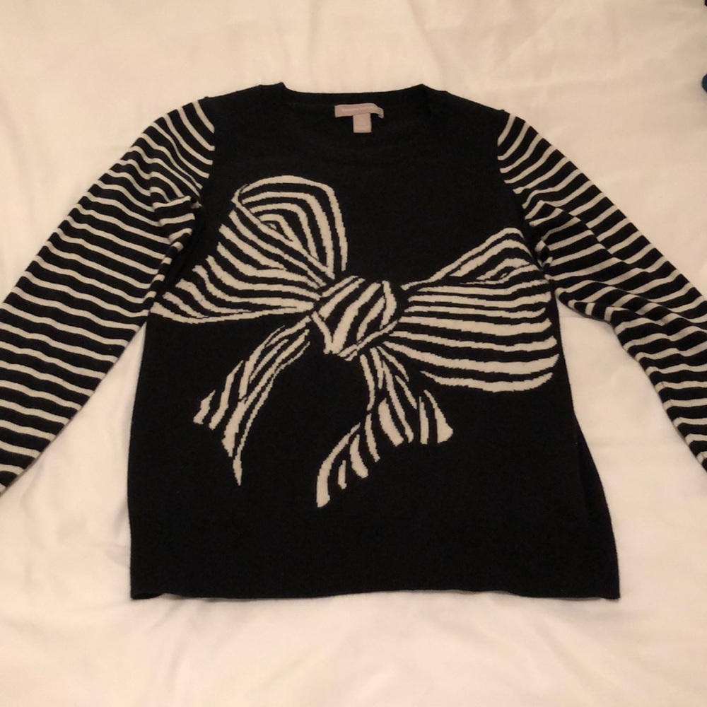 Striped Bow Sweater Size Medium by Banana Republic
